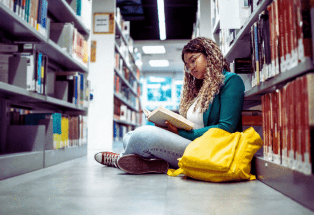 A Leitura Como Terapia: A Biblioterapia. Créditos: istock.com