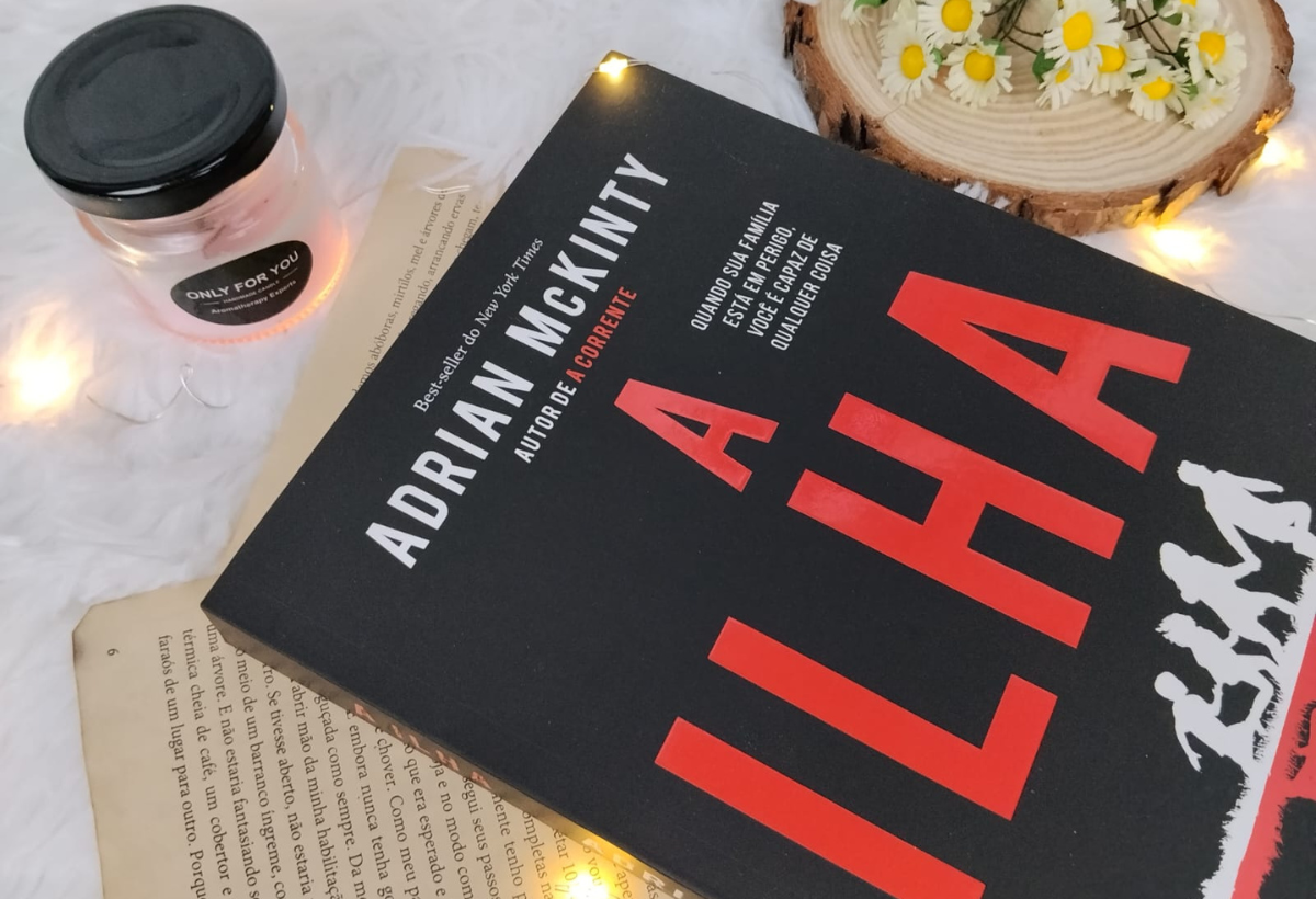 Resenha – A Ilha – Adrian McKinty
